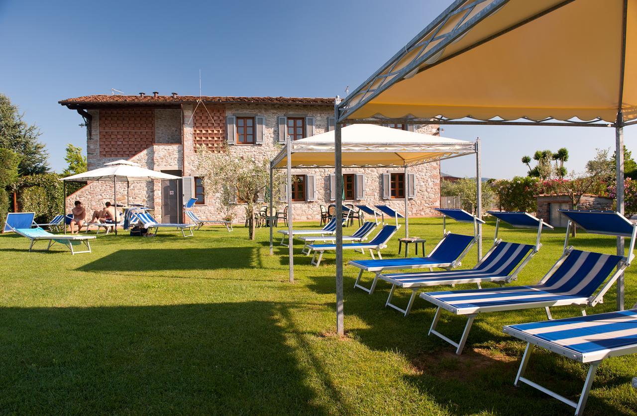 Agriturismo Casolare Lucchese Lucca Eksteriør billede