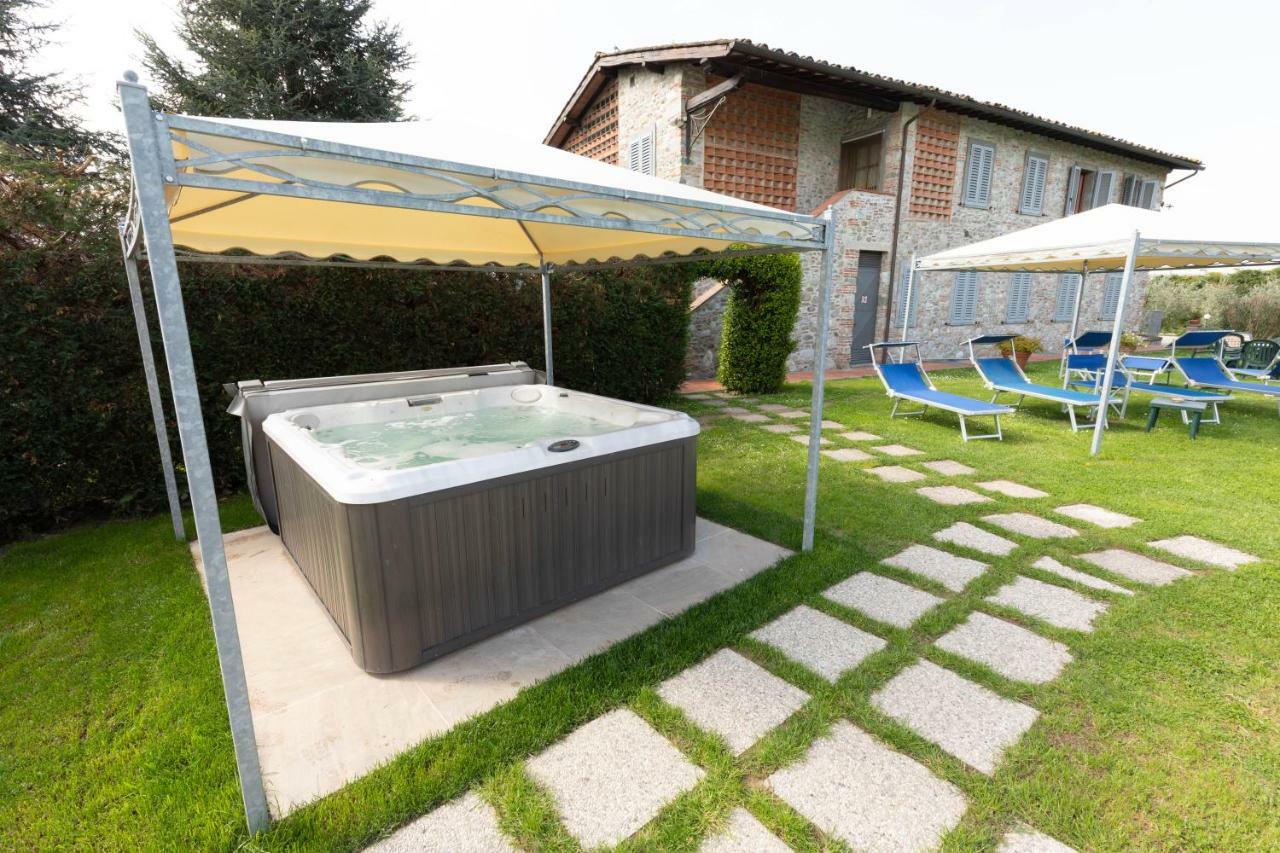 Agriturismo Casolare Lucchese Lucca Eksteriør billede